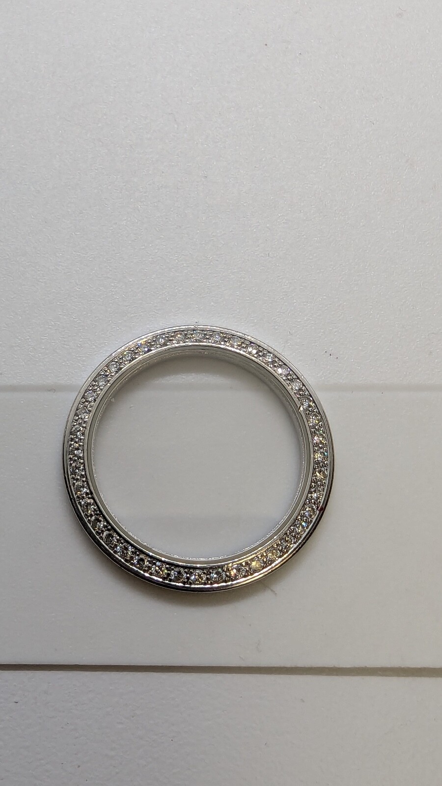 18k WG Diamond Bezel for Piaget Polo 22005 – Original