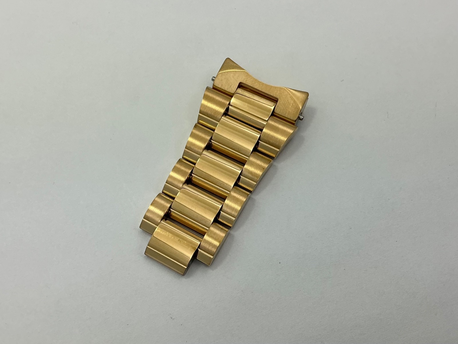 Citizen Caseback B612-S092965 CONTINUOUS Partial Band Stainless Steel Gold Tone