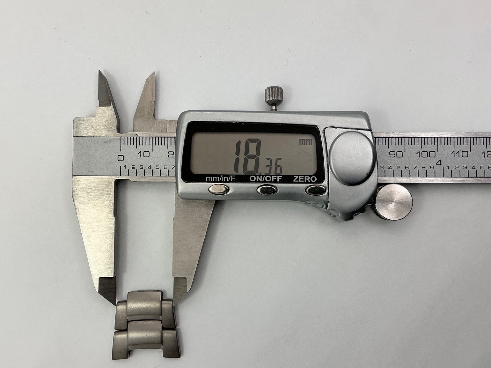 Citizen Caseback B612-S094755 CONTINUOUS Partial Band Titanium