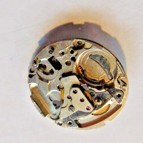 ESA 956 – 114 LOWER PLATE WITH DATE DIAL USED FOR PARTS or REPAIR.