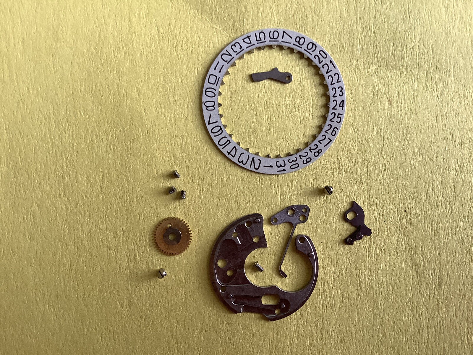 CLASSIC WATCH PARTS. SLAVA 2414 Date Pack.