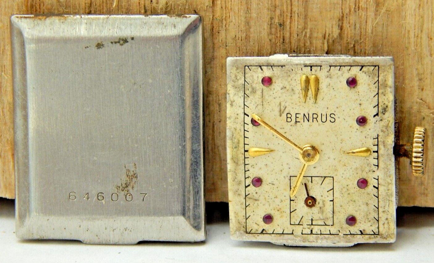 Vintage Benrus B01 17 jewel wrist watch movement with dial crown and case back