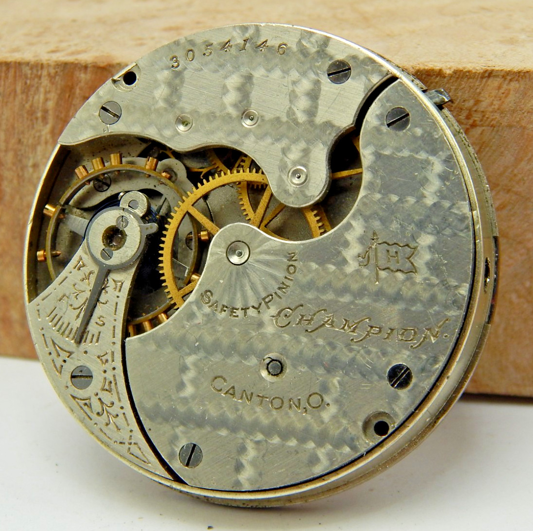 Antique 1913 Hampden Champion H 16s 7 jewel hunting pocket watch movement
