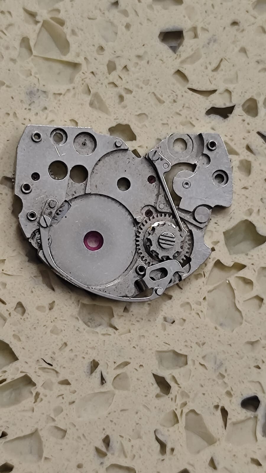 Original CITIZEN 8110A Original Part 701-222 Barrel bridge & Scrow Used