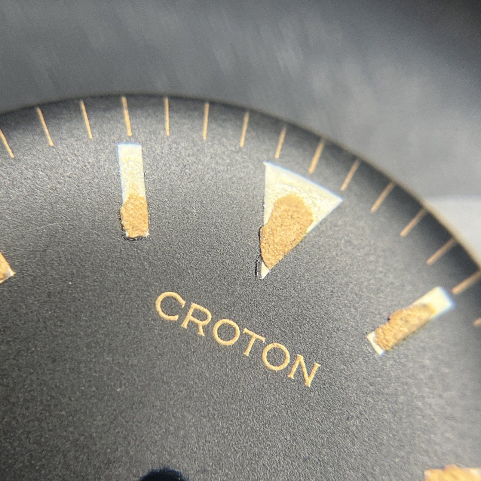 Croton Self Winding Date Dial (015)
