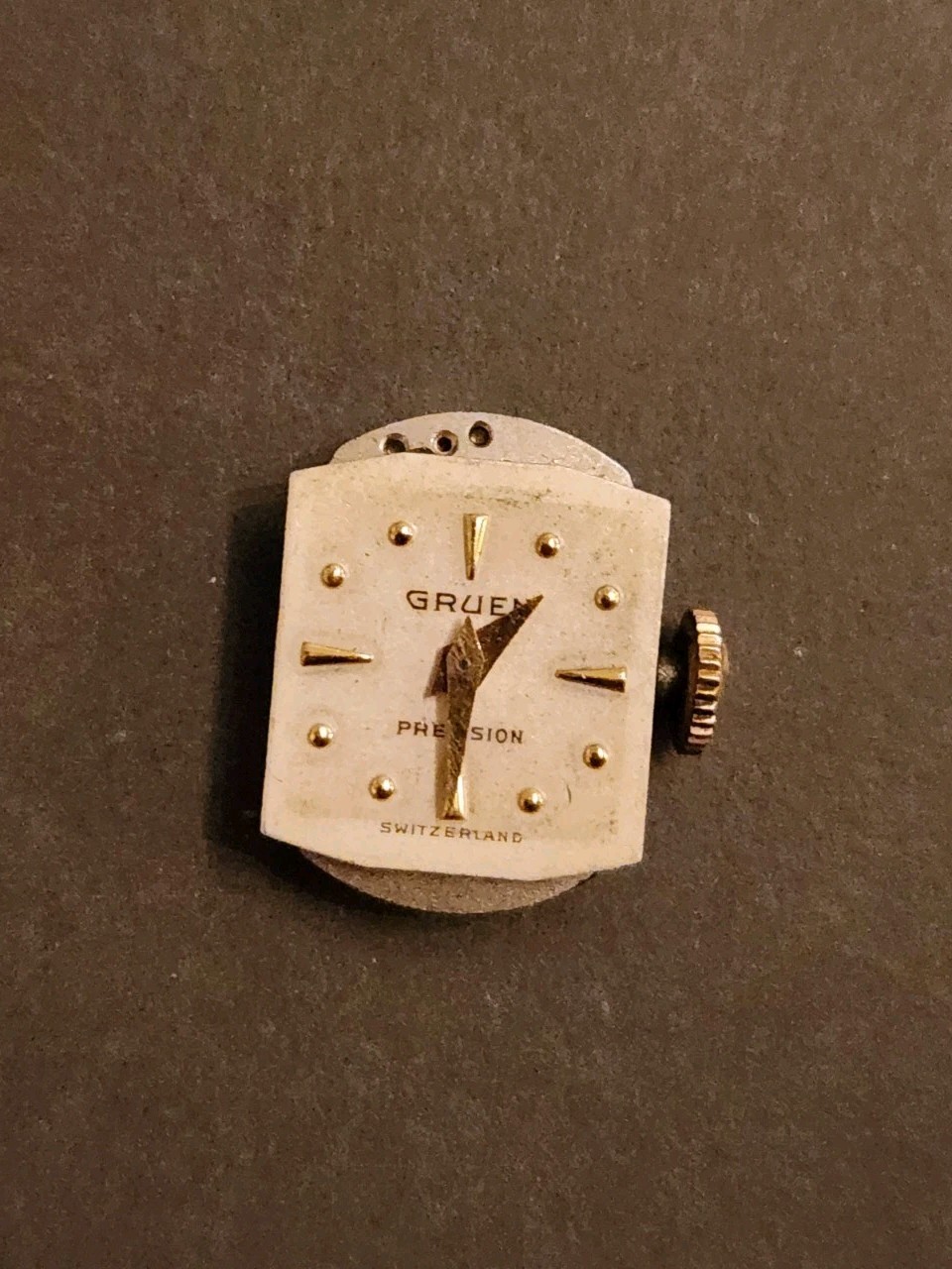VINTAGE RUNNING Gruen Precision Switzerland Manual Watch Movement 275