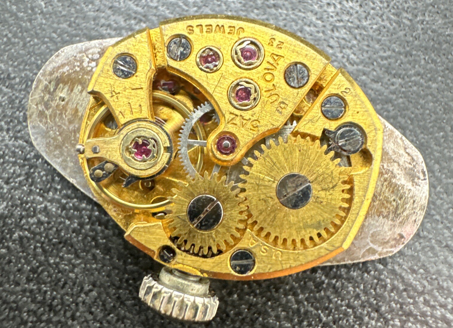 VINTAGE Bulova 5AZ 23 Jewel Ladies WATCH MOVEMENT-Running 4 Repair