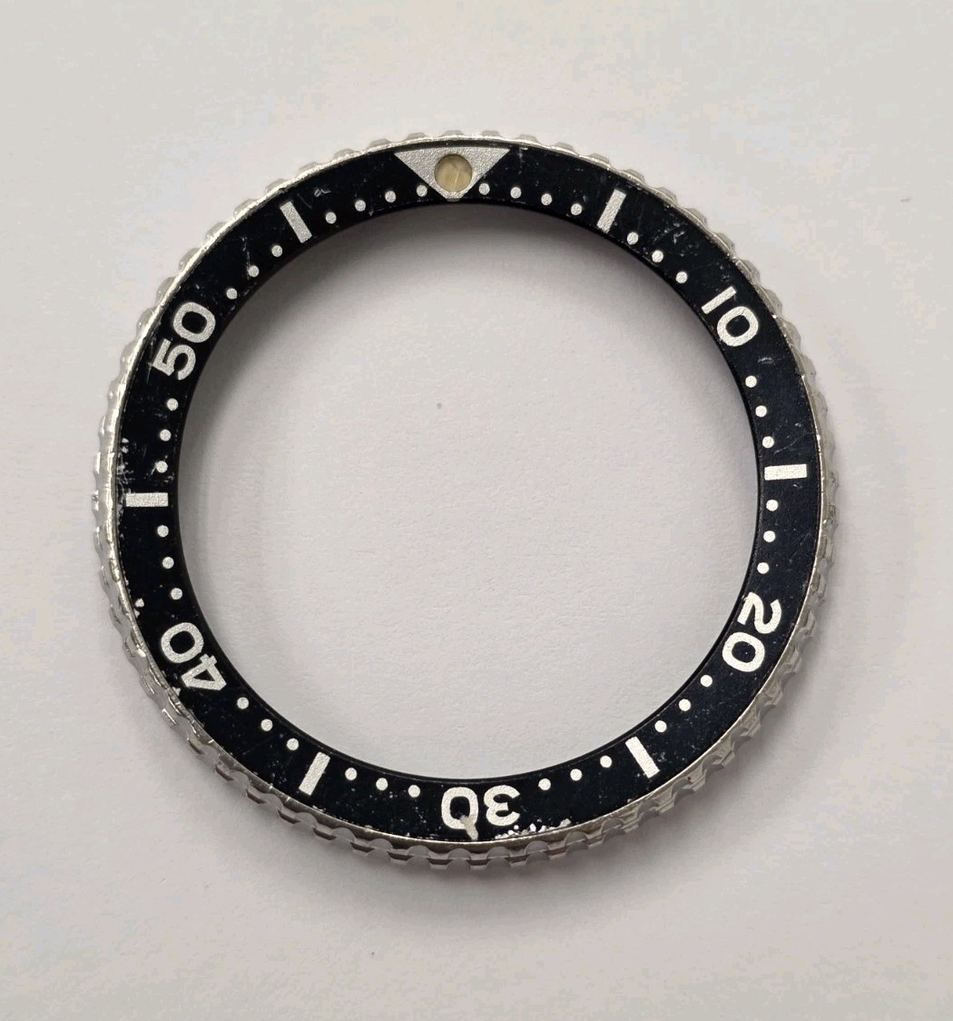 SEIKO VINTAGE DIVER TURTLE 6306 WATCH BEZEL COMPLETE (GOOD & 100% ORIGINAL)