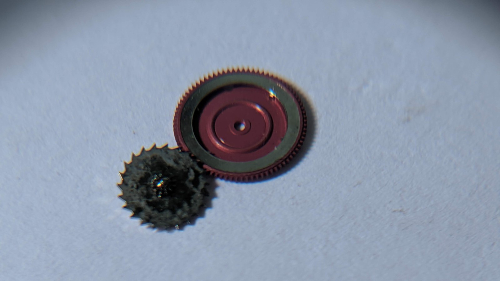Rolex 2130 540 OLD GENERATION – HOLE in RED WHEEL, pre-owned, SALE!
