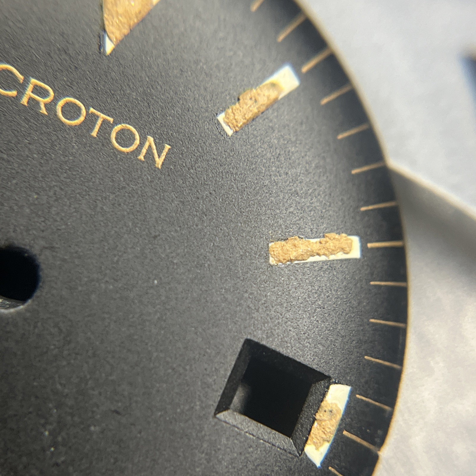 Croton Self Winding Date Dial (015)