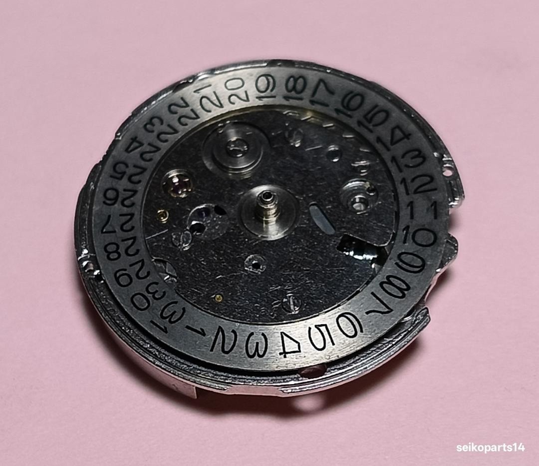 GENUINE SEIKO 7002A MOVEMENT SINGAPORE 7002-7000 7002-7009 7001 7002-700A 700J