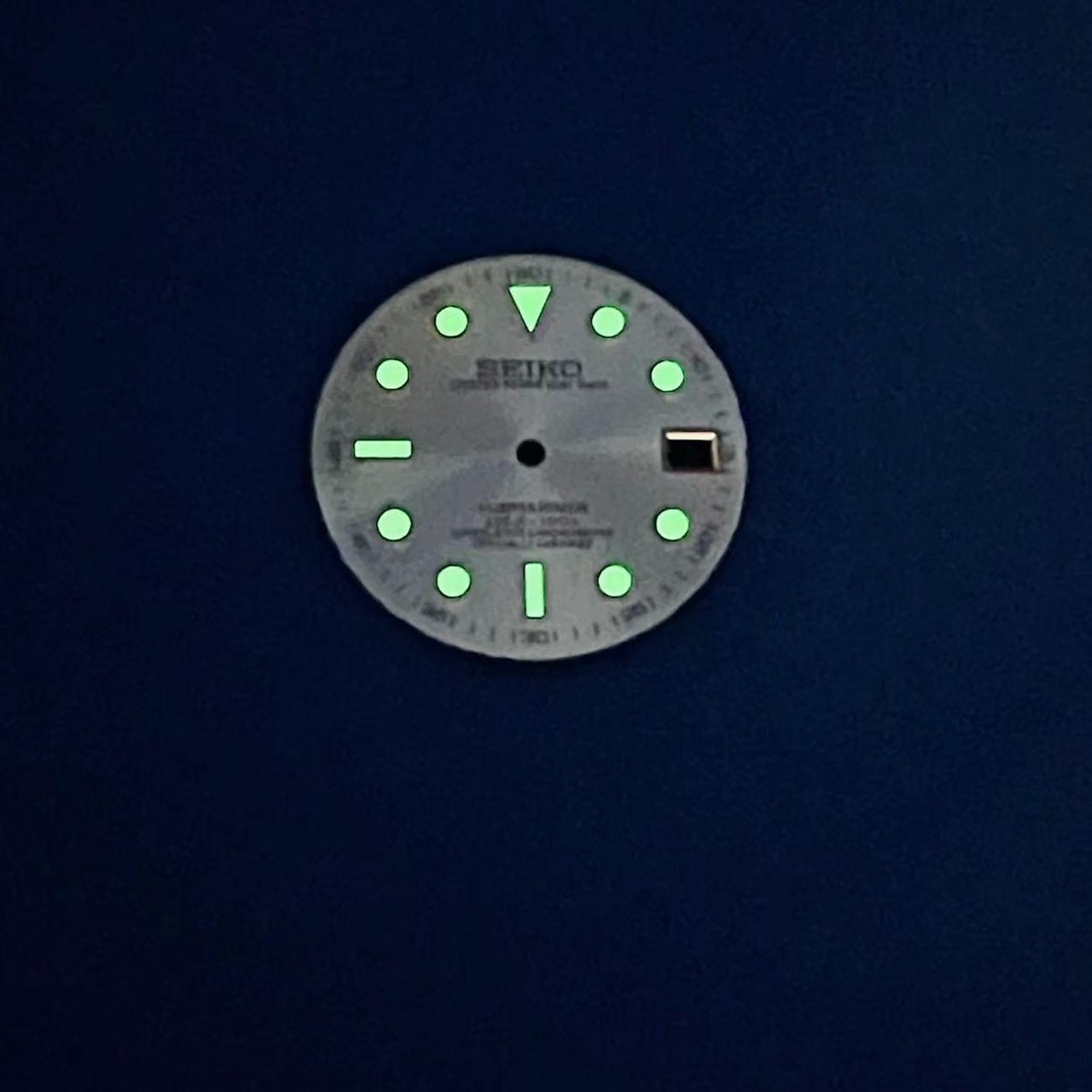 28.5mm Green Luminous Watch Dial Date Fit NH35 NH36 Movement