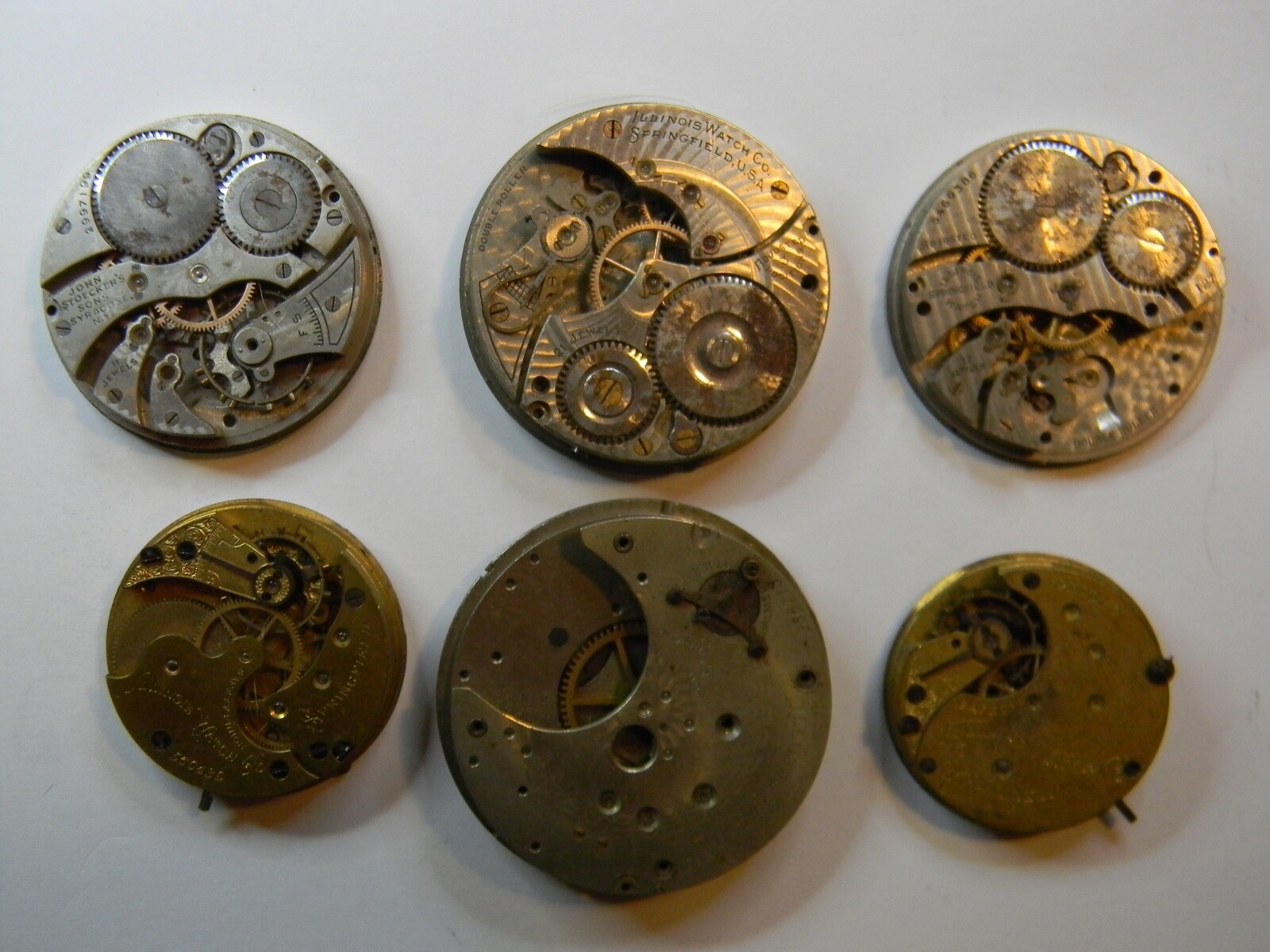 6 VINTAGE ILLINOIS 21J PRIVATE LABEL POCKET WATCH MOVEMENT LOT – PARTS OR REPAIR