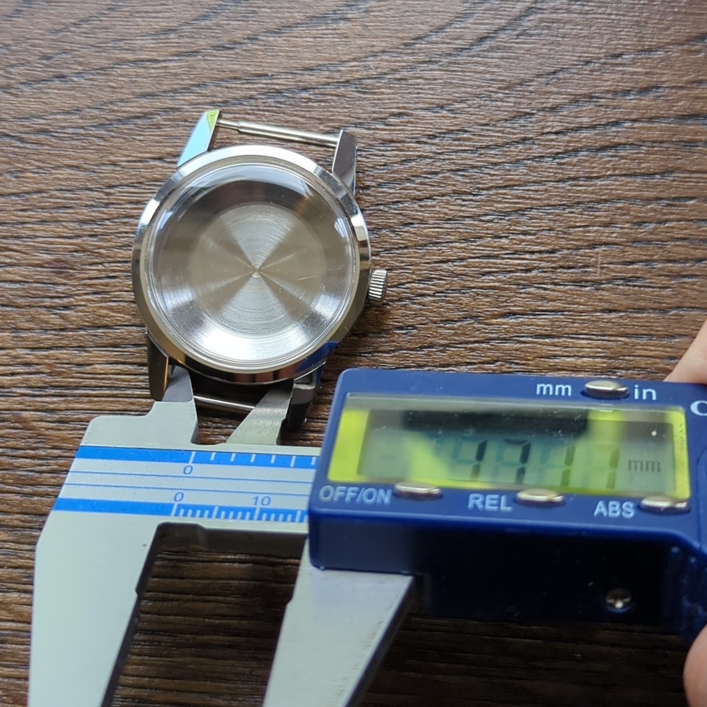 1960s Swiss Steel Waterproof Watch Case 33mm For Movement Rehoming (WD)