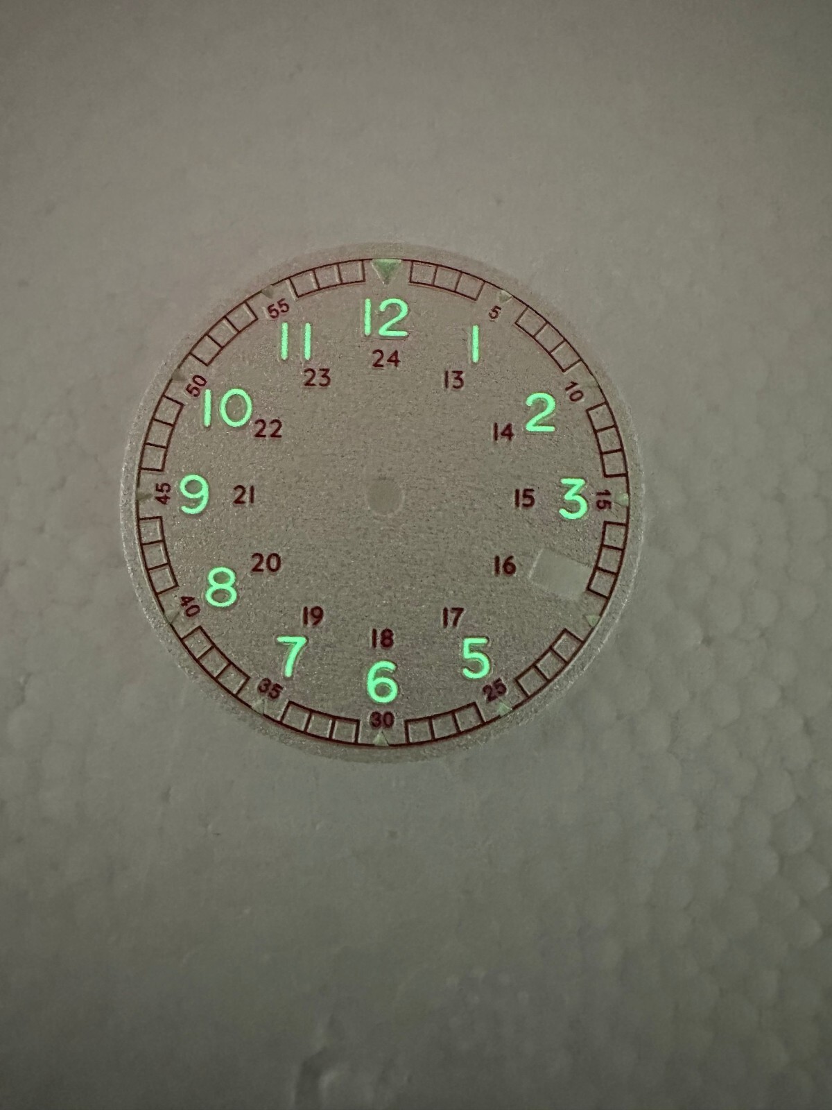 2024 New High-Quality 29mm Matte Green Luminous Watch Dial fit NH35 Watch Parts