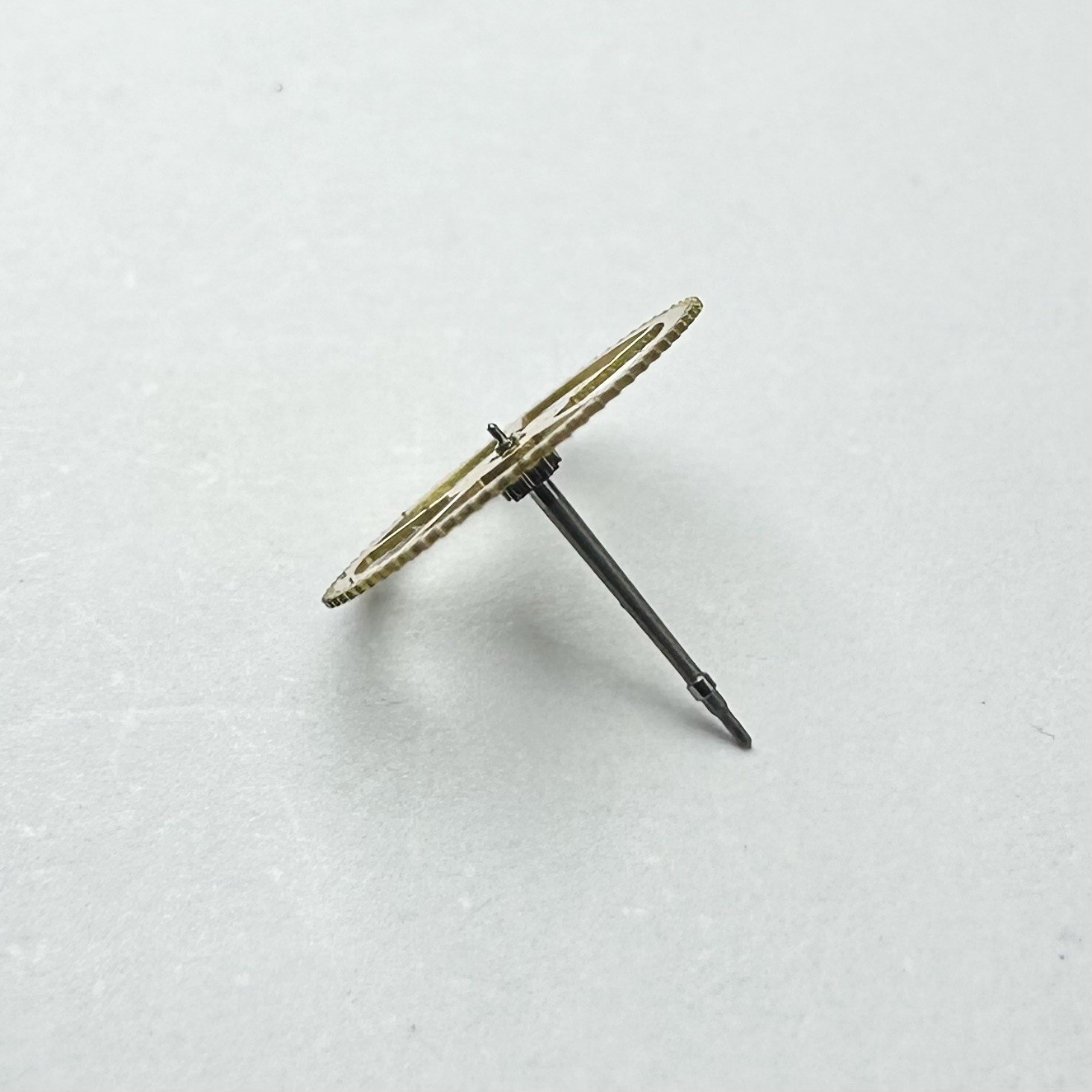 241 003 NOS FOURTH WHEEL SWEEP SECOND WHEEL FOR VINTAGE SEIKO 7605A 7622D 7625DE