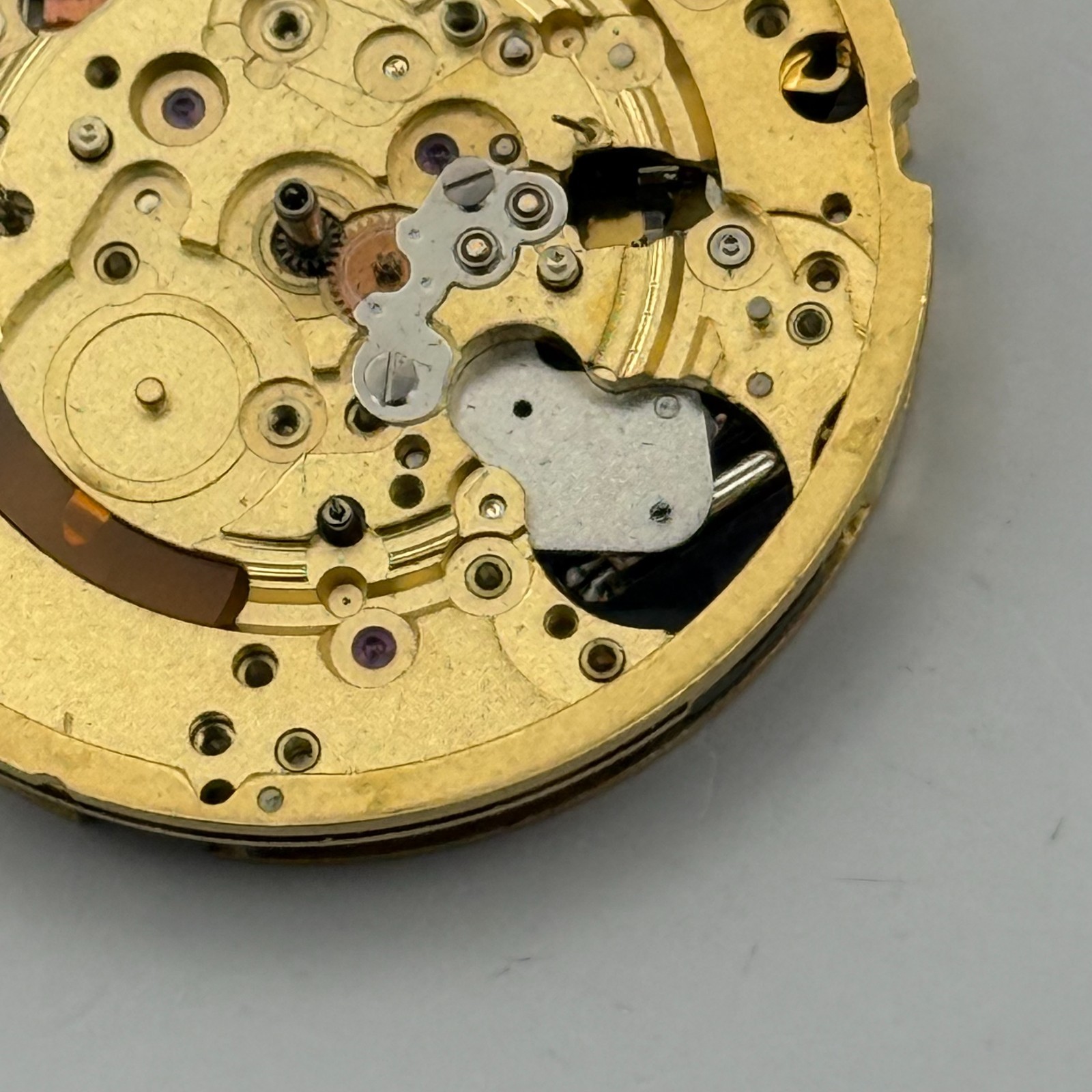 Ronda 5040.D Watch Movement Quartz Swiss R9 13 Jewels Vintage Parts 28.5mm
