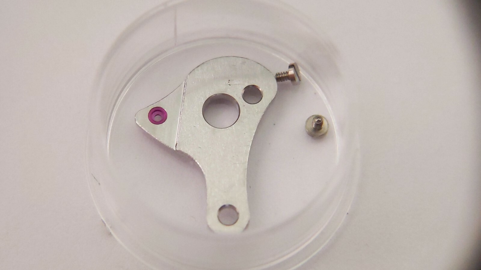Lecoultre K866 small BRIDGE AND 2 SCREWS great condition, pre-o. PART NAME UNKNO
