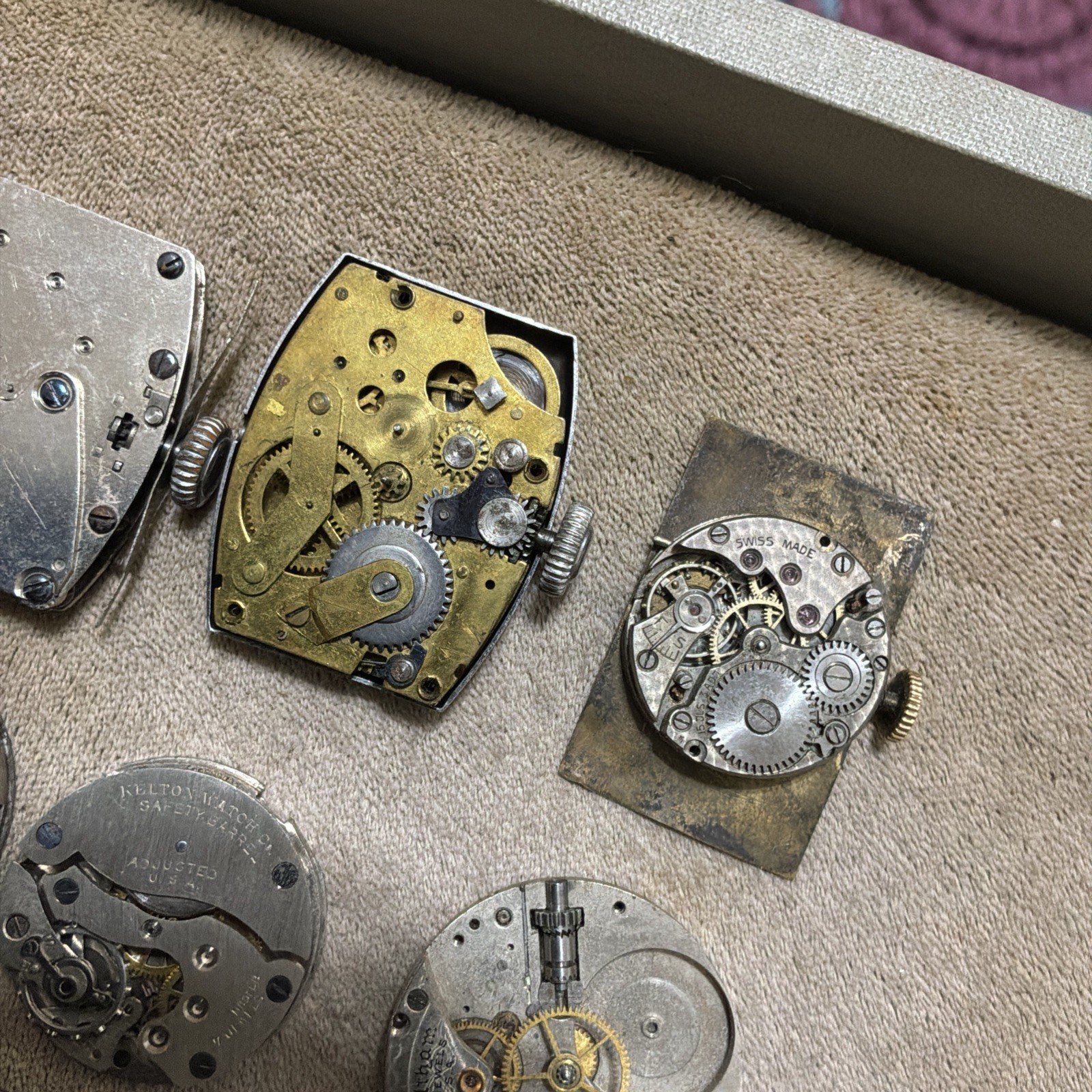Lot of 15 VTG Wrist & Pocket Watch Movements For Parts or Repair