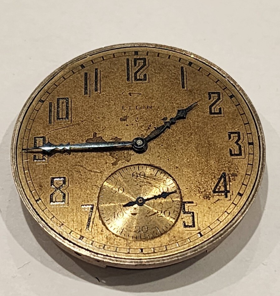 Elgin NAT”L Pocket Watch USA Double Roller 28294857 Size 1.5″