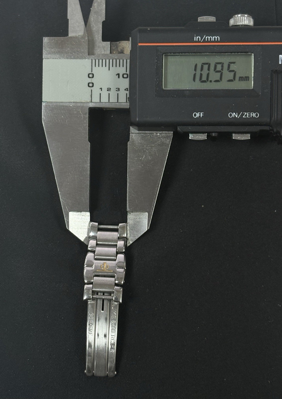 BAUME MERCIER Riviera Stainless Steel 11mm Bracelet Band Buckle