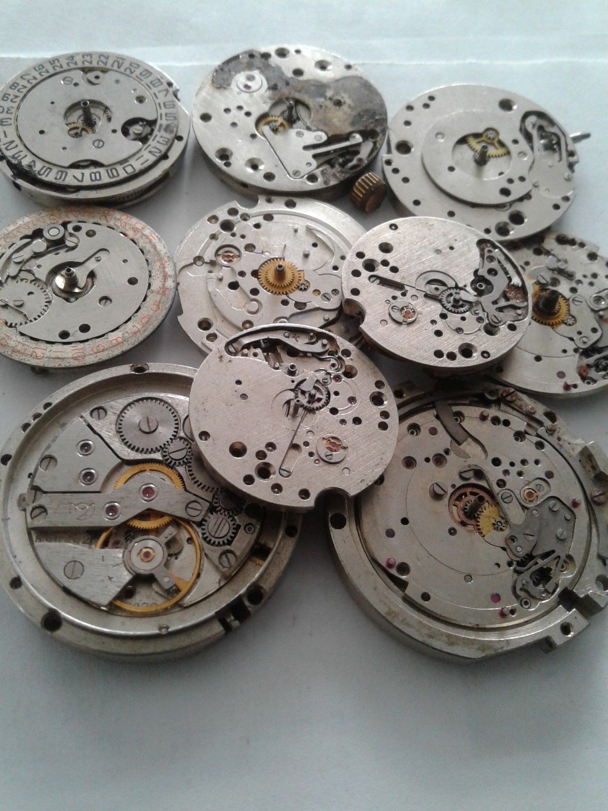 LOT OF 18 SLAVA RAKETA, POBEDA ZARJA + MENS LADIES RUSSIAN MOVEMENT FOR PARTS