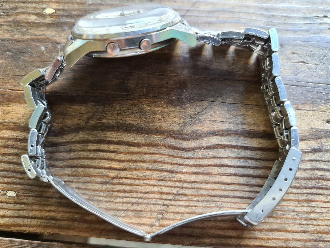 VINTAGE SEIKO 7619-7010 SPORTSMATIC 5 DELUXE DIASHOCK 25 JEWELS 1966 AUGUST