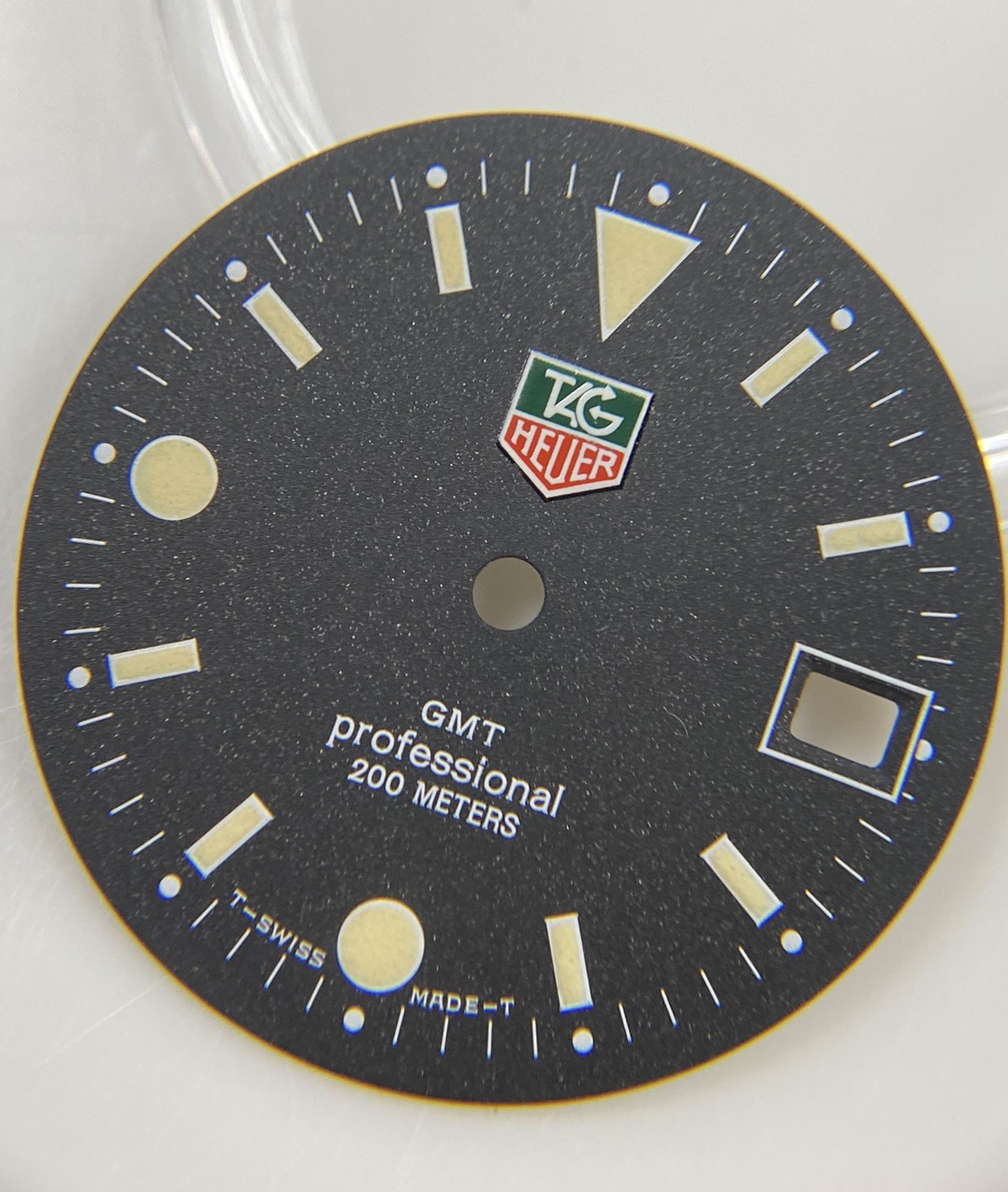Original Tag Heuer 1500 Series GMT Professional 200m 159.306 Black 28mm Dial