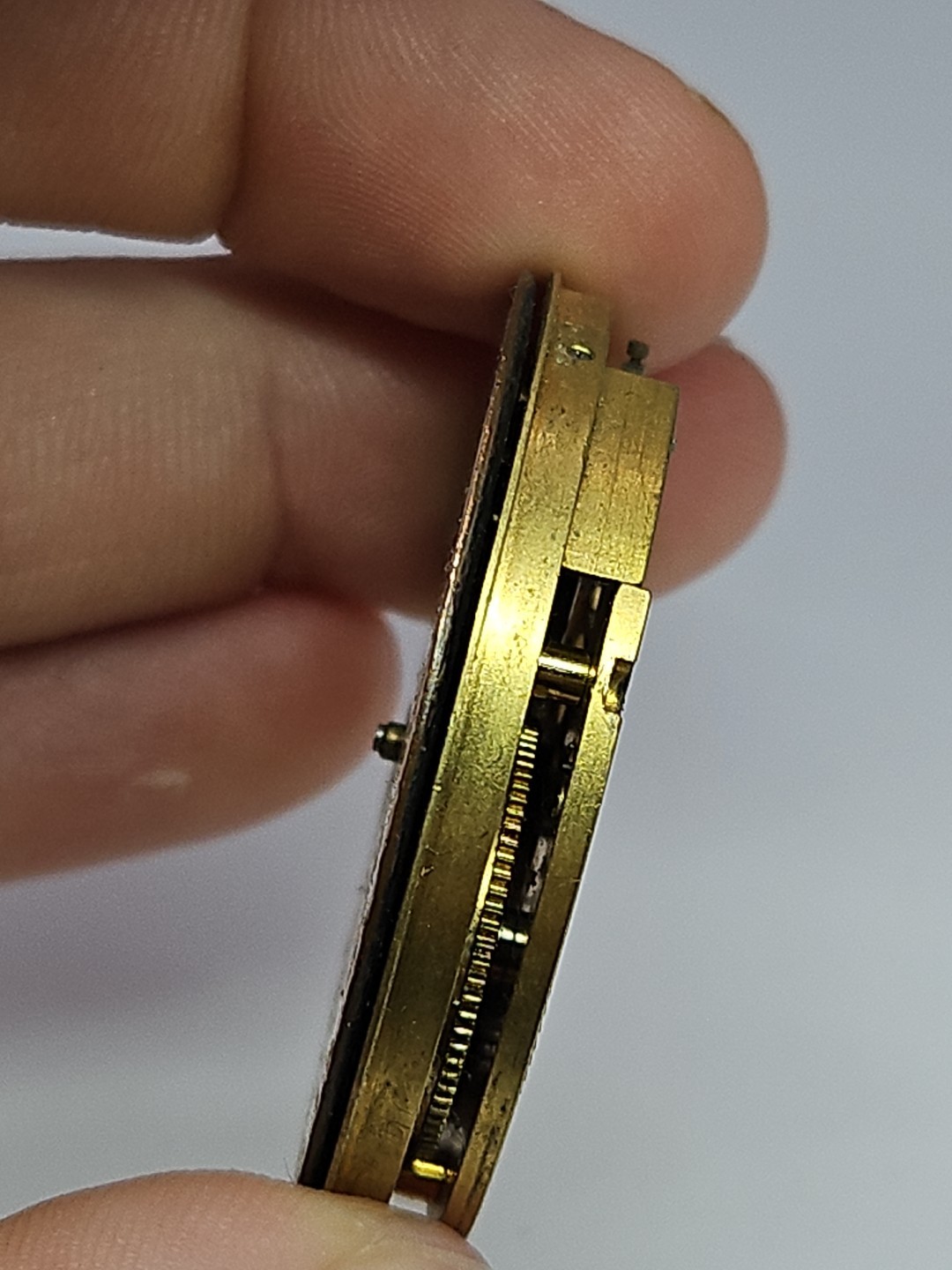 ENGLISH WATCH CO LONDON POCKET WATCH MOVEMENT 16j 43.1mm For Parts/Repair