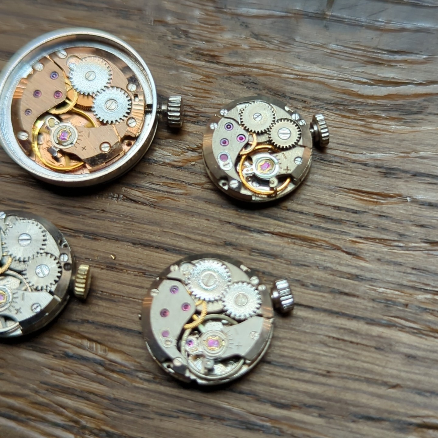 6 x ETA Ladies Watch Movements, All Working, Mixed Sizes (N243)