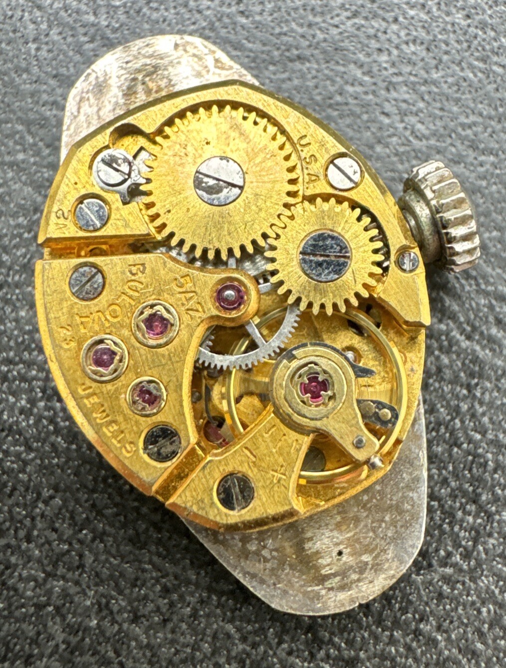 VINTAGE Bulova 5AZ 23 Jewel Ladies WATCH MOVEMENT-Running 4 Repair