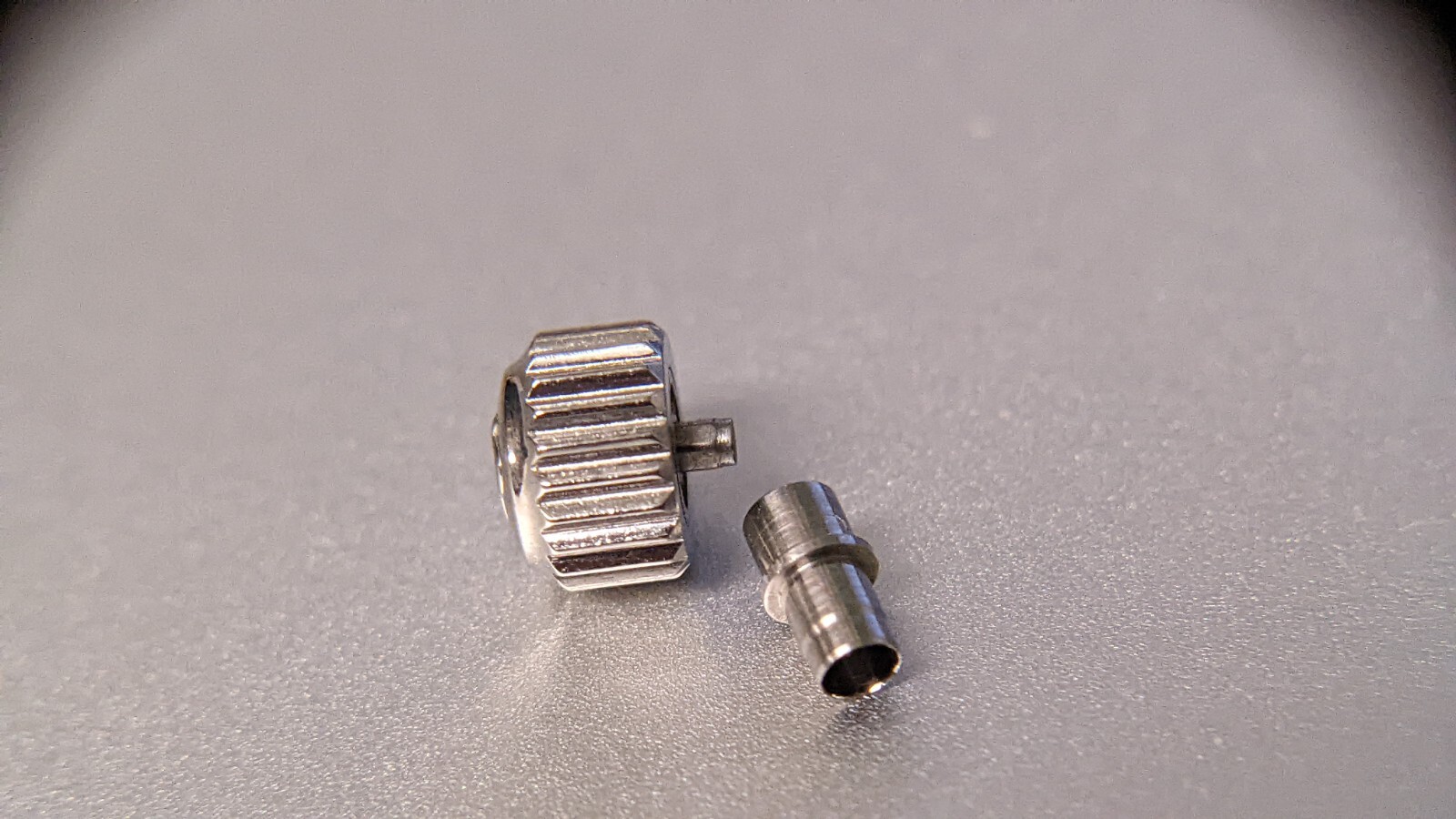 Unbranded screwdown CROWN 6.5mm CAV-5304W Tap 10 (0.90mm stem) with Tube