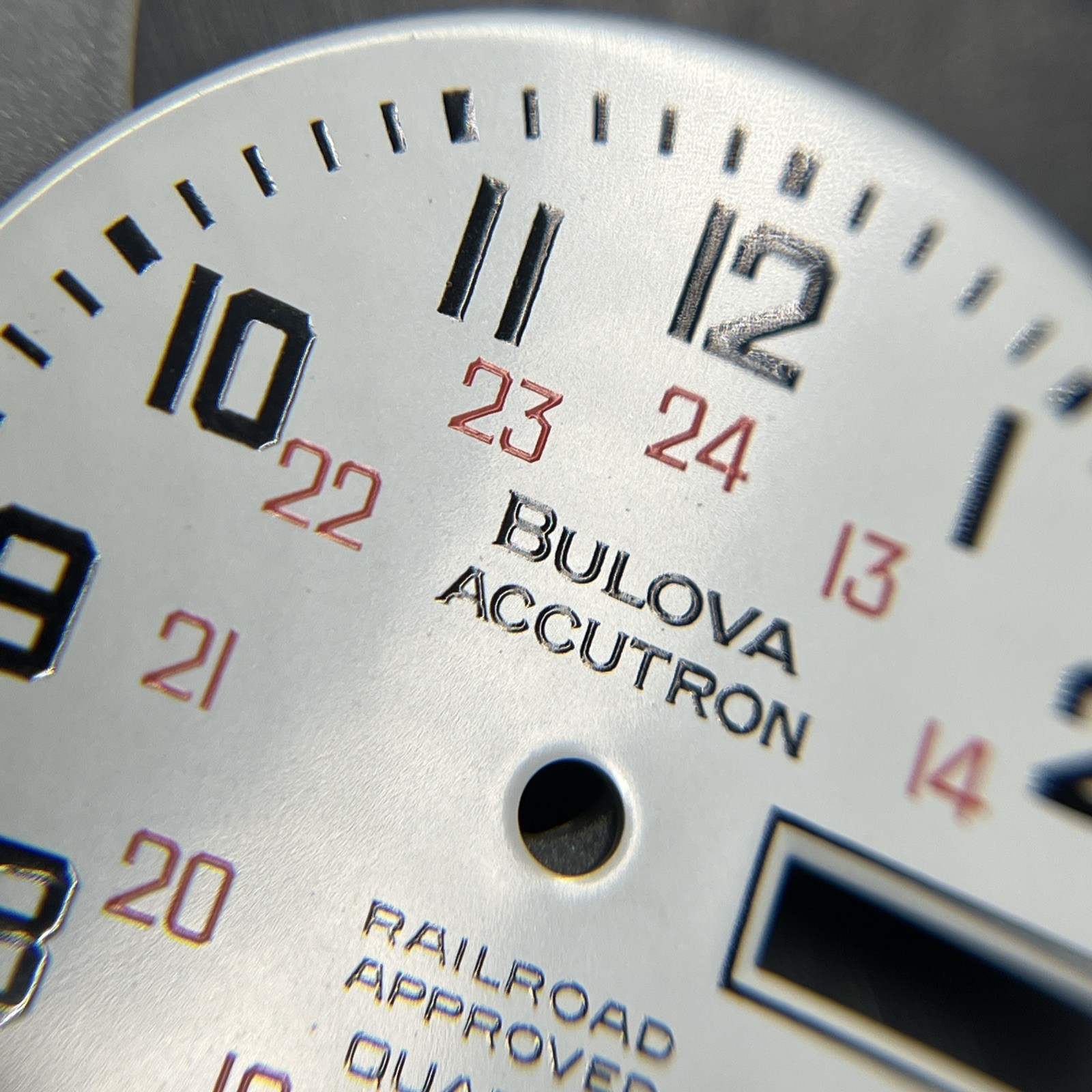 Bulova Accutron Railroad Approved Quartz Day-Date Dial (015)