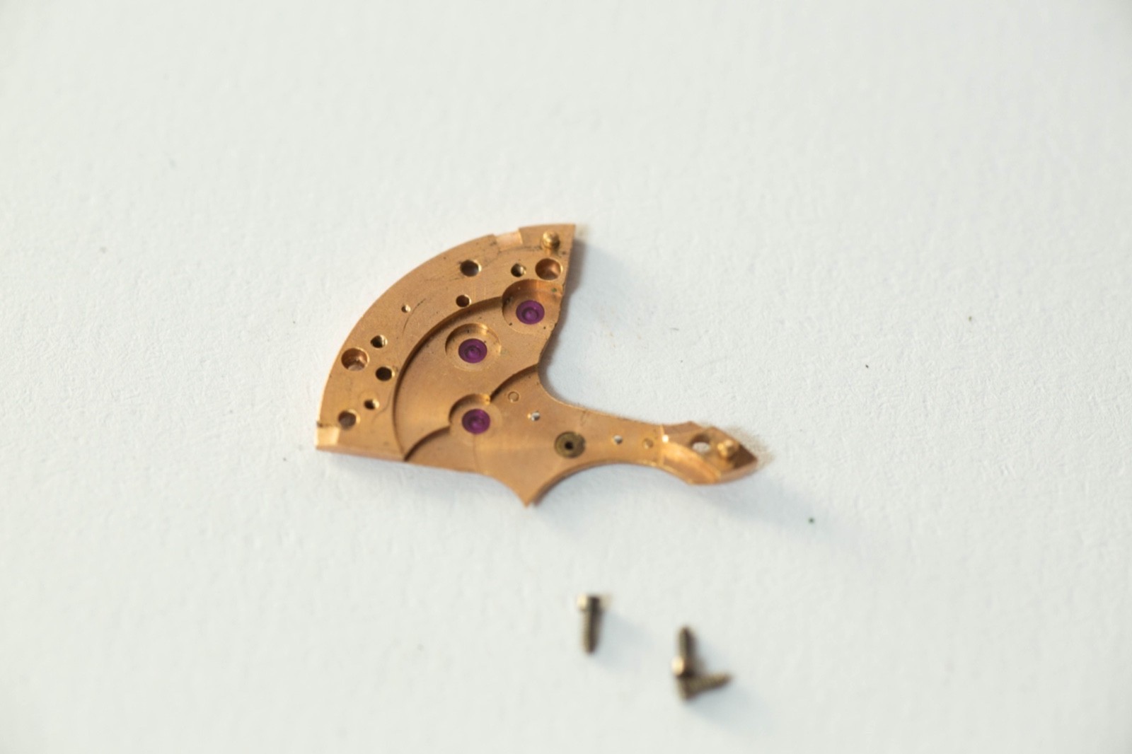 Omega Caliber 330, 351, 352 & 354 Part 1003 bridge with screws