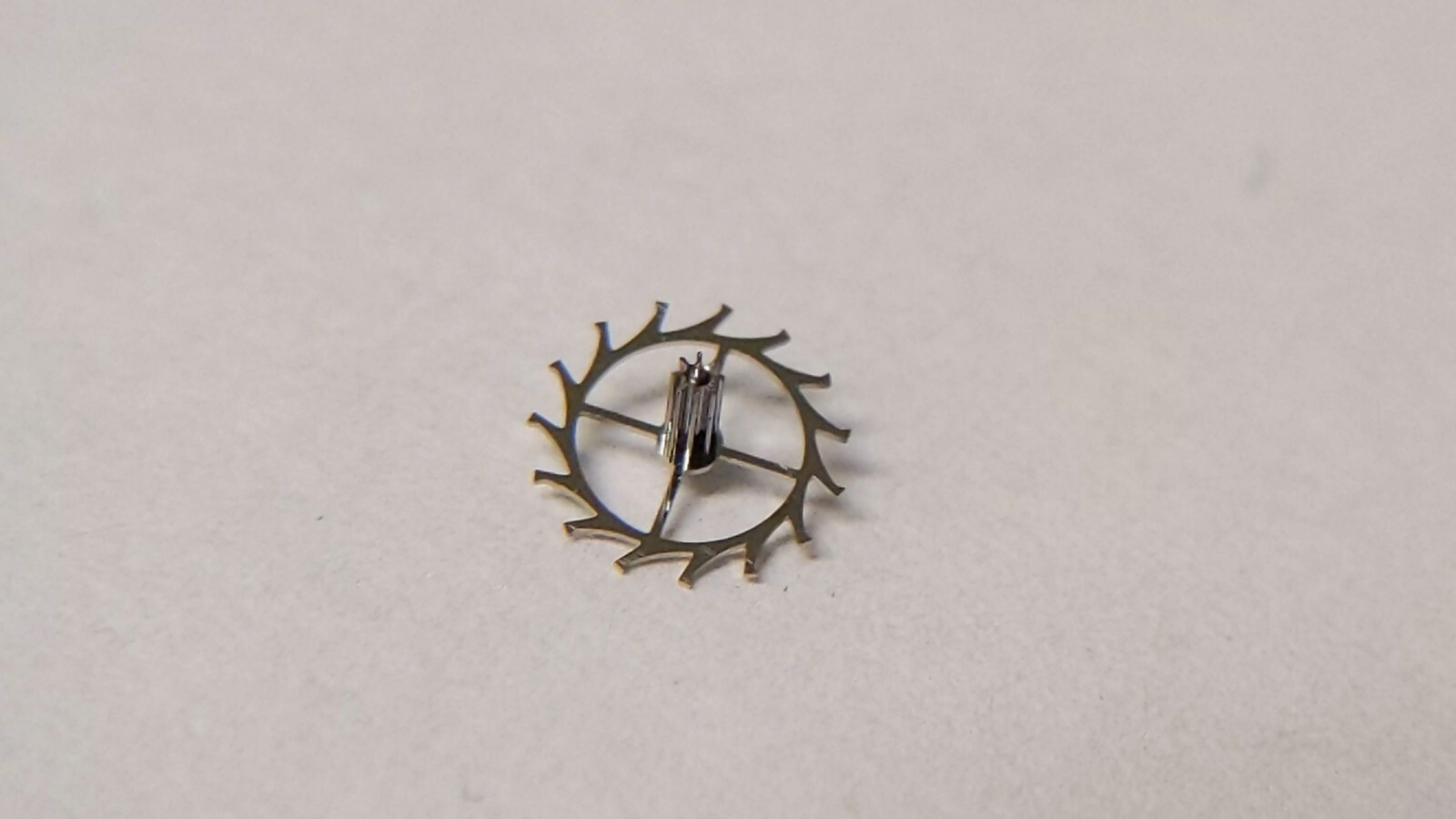 Lecoultre K866 705 ESCAPE WHEEL great condition, pre-owned for watch repair