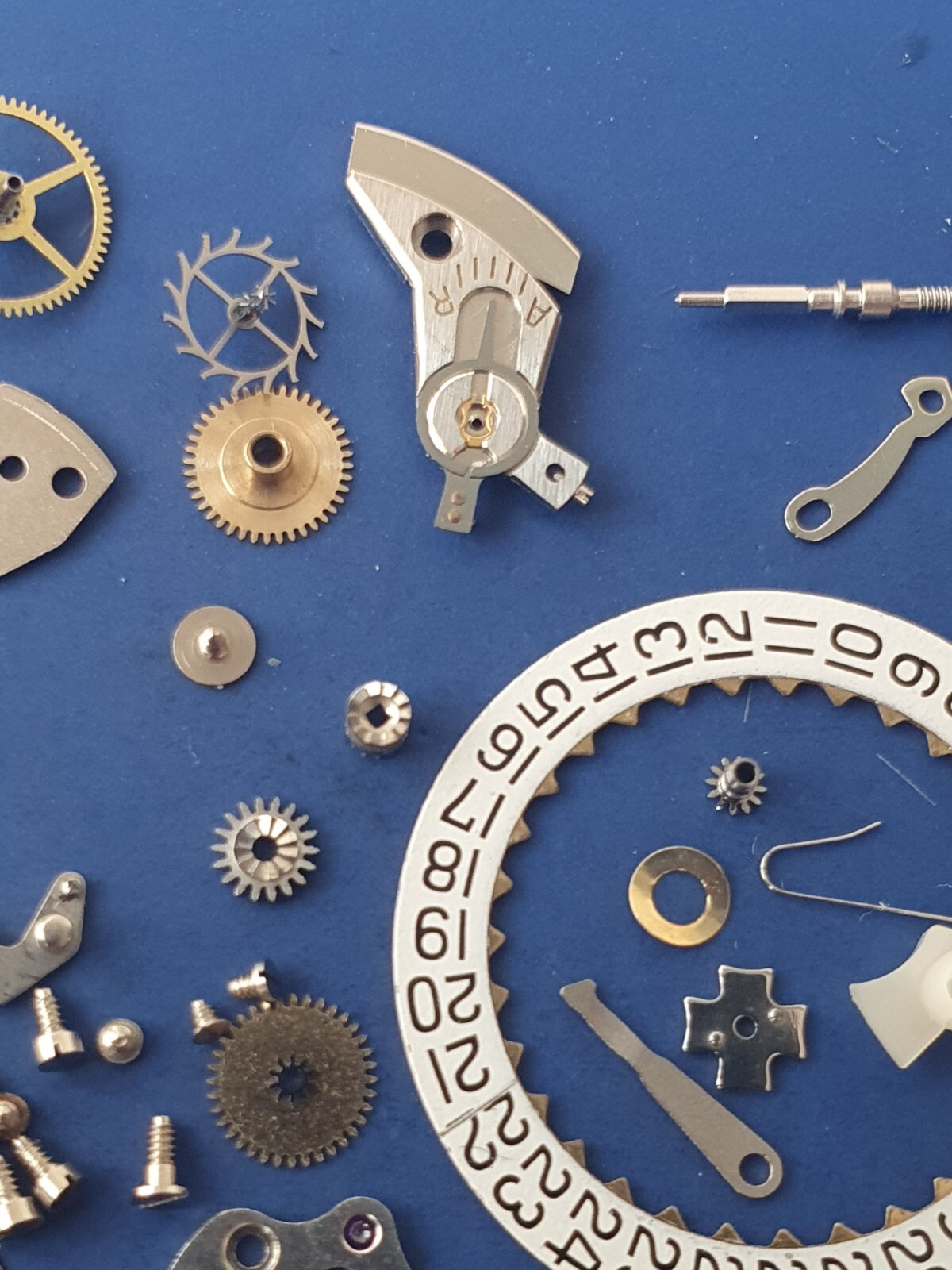 TISSOT 784-2 ORIGINAL PARTS (Single Sales Possibility)