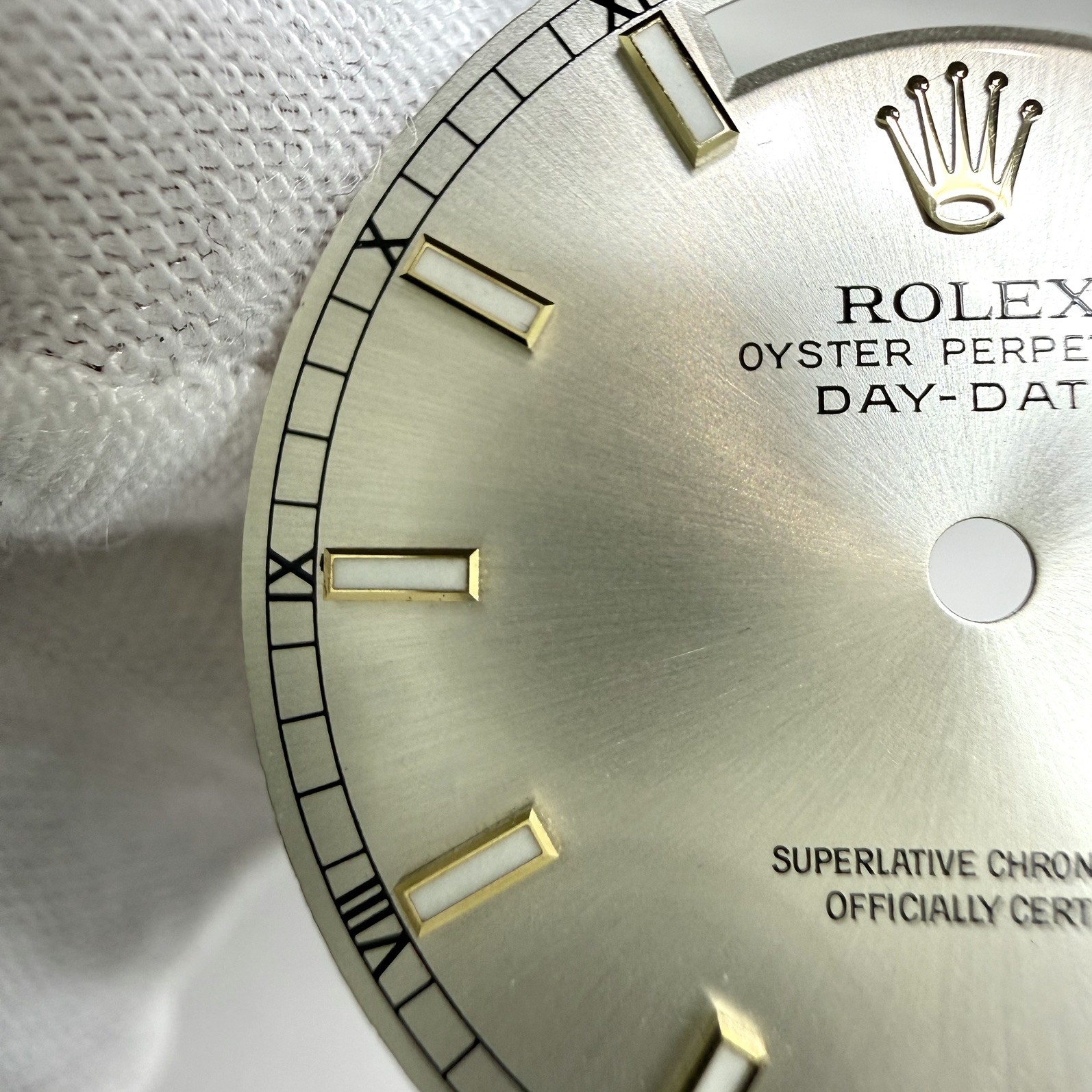Rolex Day Date Dial 118238 Champagne Dial Super-Luminova – Original