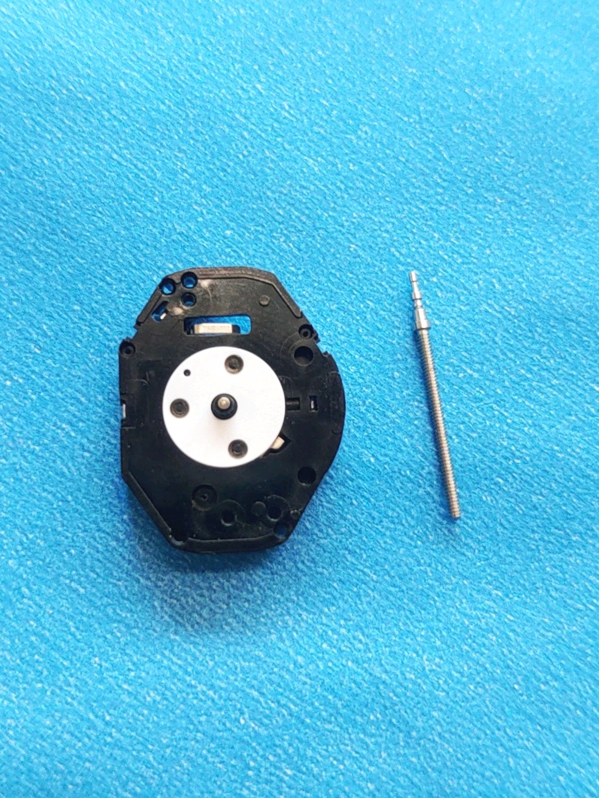 Morioka Tokei PC20S Japan Quartz Movement. NOS. Sets, Runs, Keeps Time 24 Hrs
