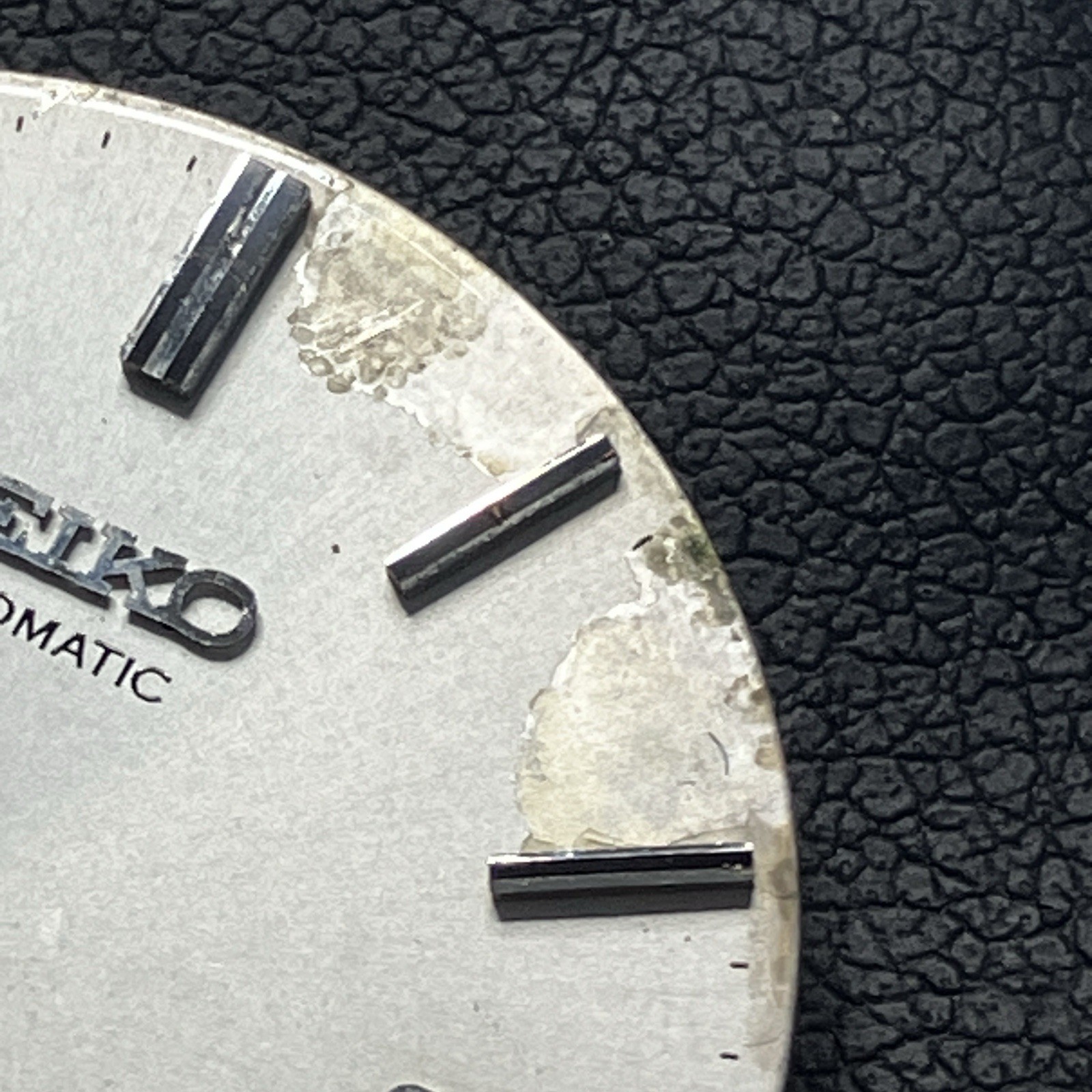 Seiko Lord Matic LM 5605-7050 Silver Dial 25 Jewels Original Dial w/ Feet