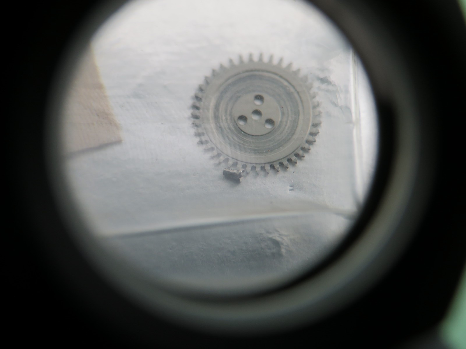 Patek Philippe Crown Wheel with 1 Screw 420 Cal. 215 NOS Genuine Part