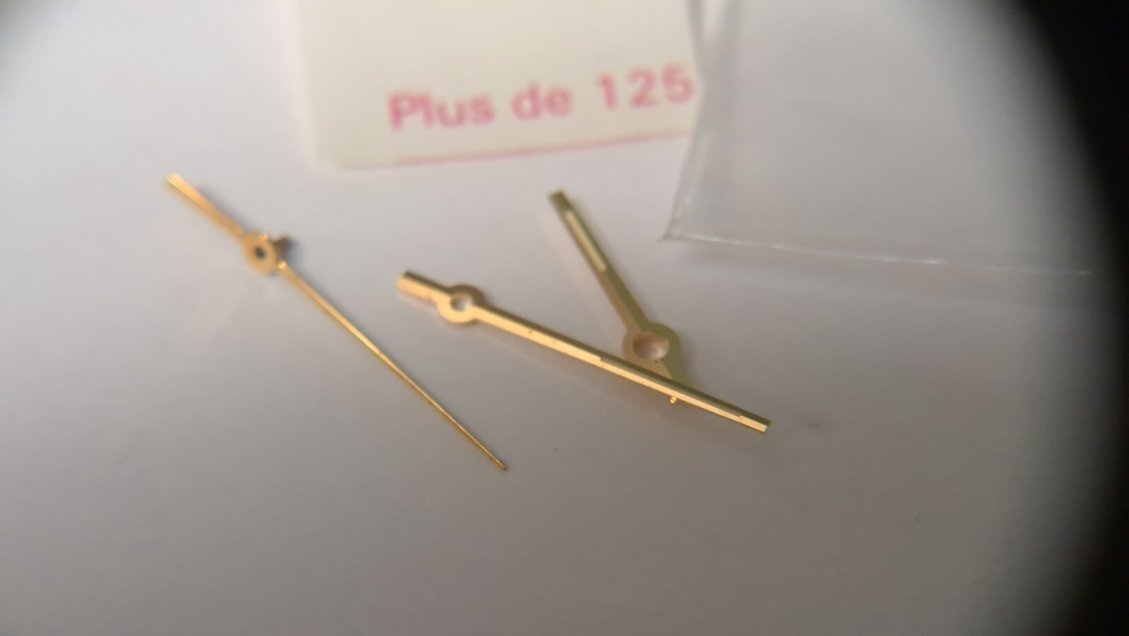Genuine Rolex 1570 (14-241)Yellow HOUR, MINUTE and SECOND HAND SET. Green Lume,