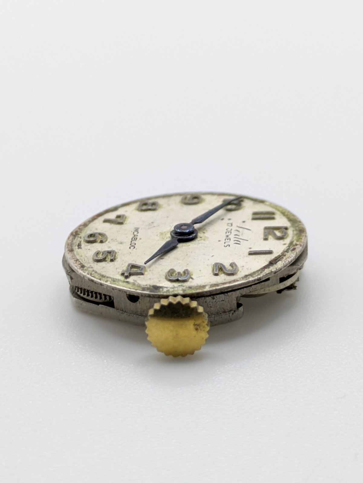 FHF ST 69-2 Manual Wind Watch Movement Incabloc 17 Jewels Swiss Made Untested