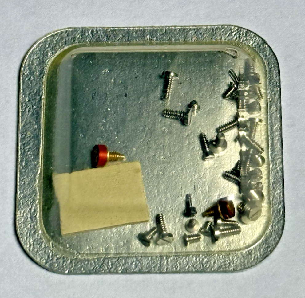 Genuine Rolex Set of Screws Cal 5035 Oysterquartz Datejust Part 56000 NOS SEALED