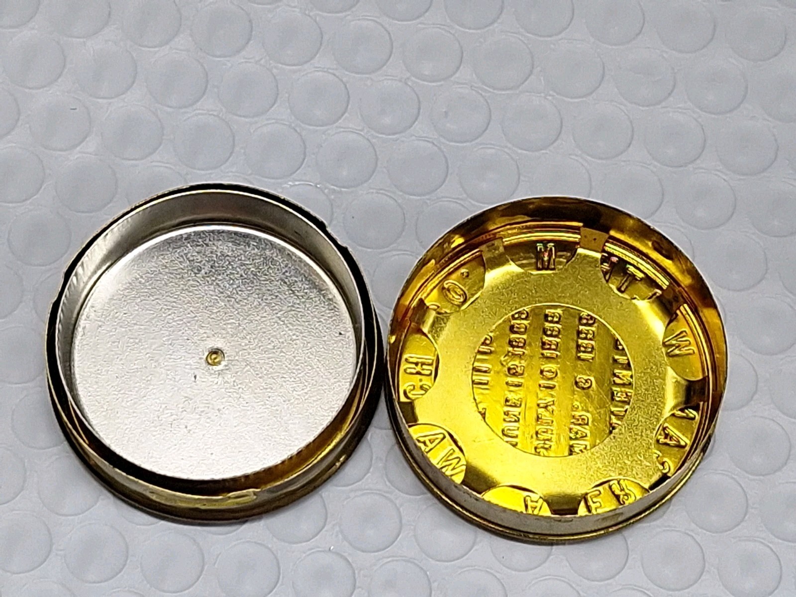 American Waltham Watch Co. Pocket Watch Movement Holder Container Tin 16s EMPTY
