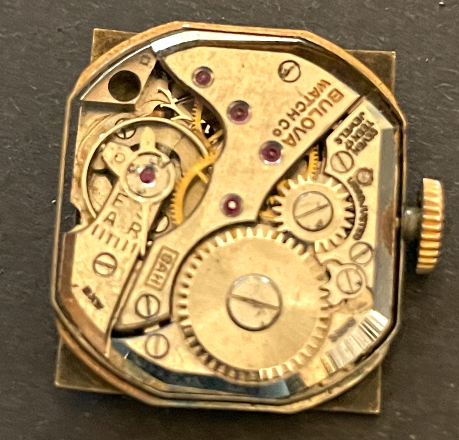 Vintage Bulova Cal 8AH Men’s Watch Movement Running Ticks 8 AH 17j Swiss