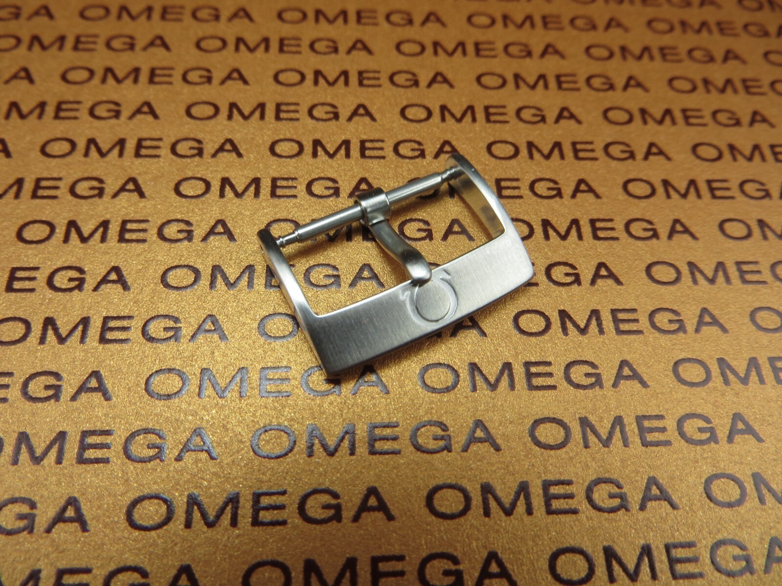 New 16mm Authentic OMEGA Stainless tang buckle Silver White Brush 16 94511603 M
