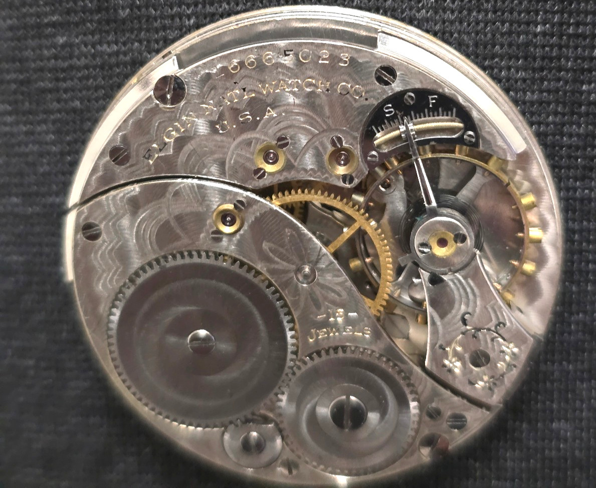Antique Elgin Pocket watch movement 15j Circa 1912 – Runs-With Crystal & Stem