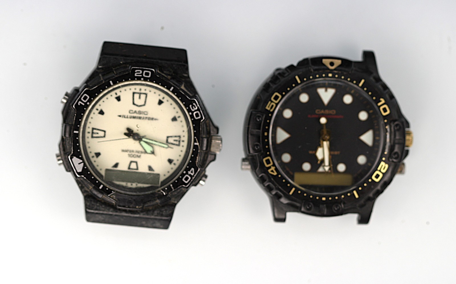 Casio Illuminator Watch Men Plastic 100m Battery Quartz NON-WORKING