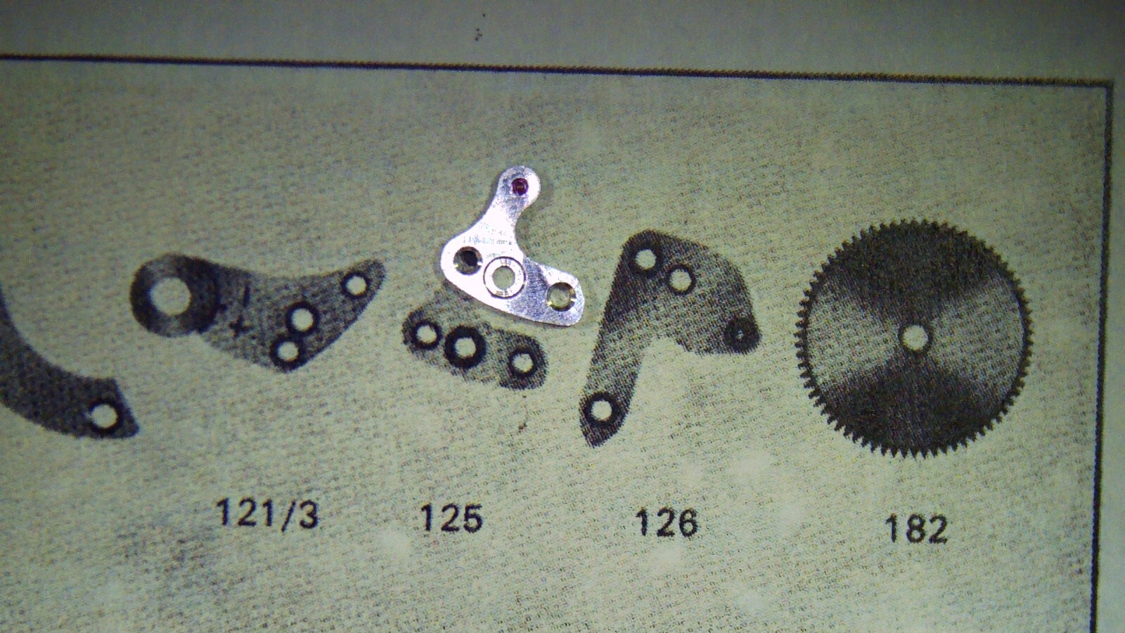 FHF 974 Pallet Cock Part 125 Used/Pre-owned