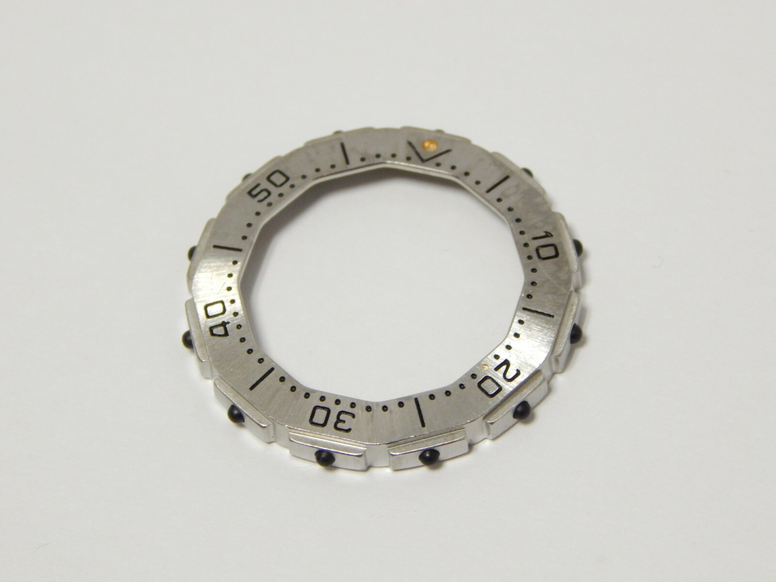 TAG HEUER Professional 3000 Watch Bezel w/ Retaining Spring | 33mm 22.15mm
